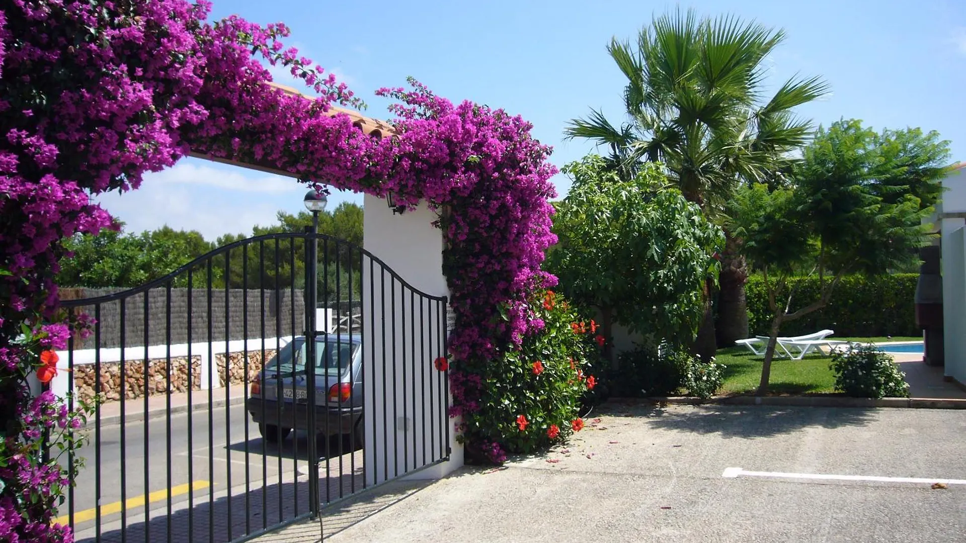 Casa de Férias Apartchalet Villas Elvira. Villa E Son Carrio  Espanha