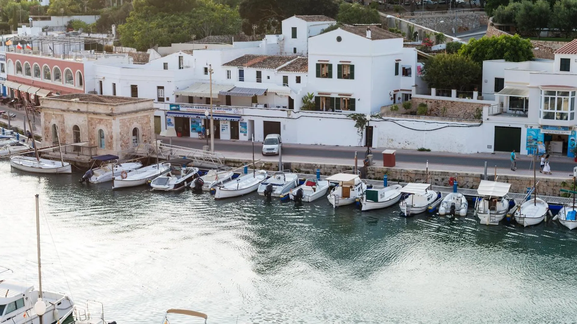 Apartchalet Villas Elvira. Villa E Son Carrio  Son Carrio (Menorca)