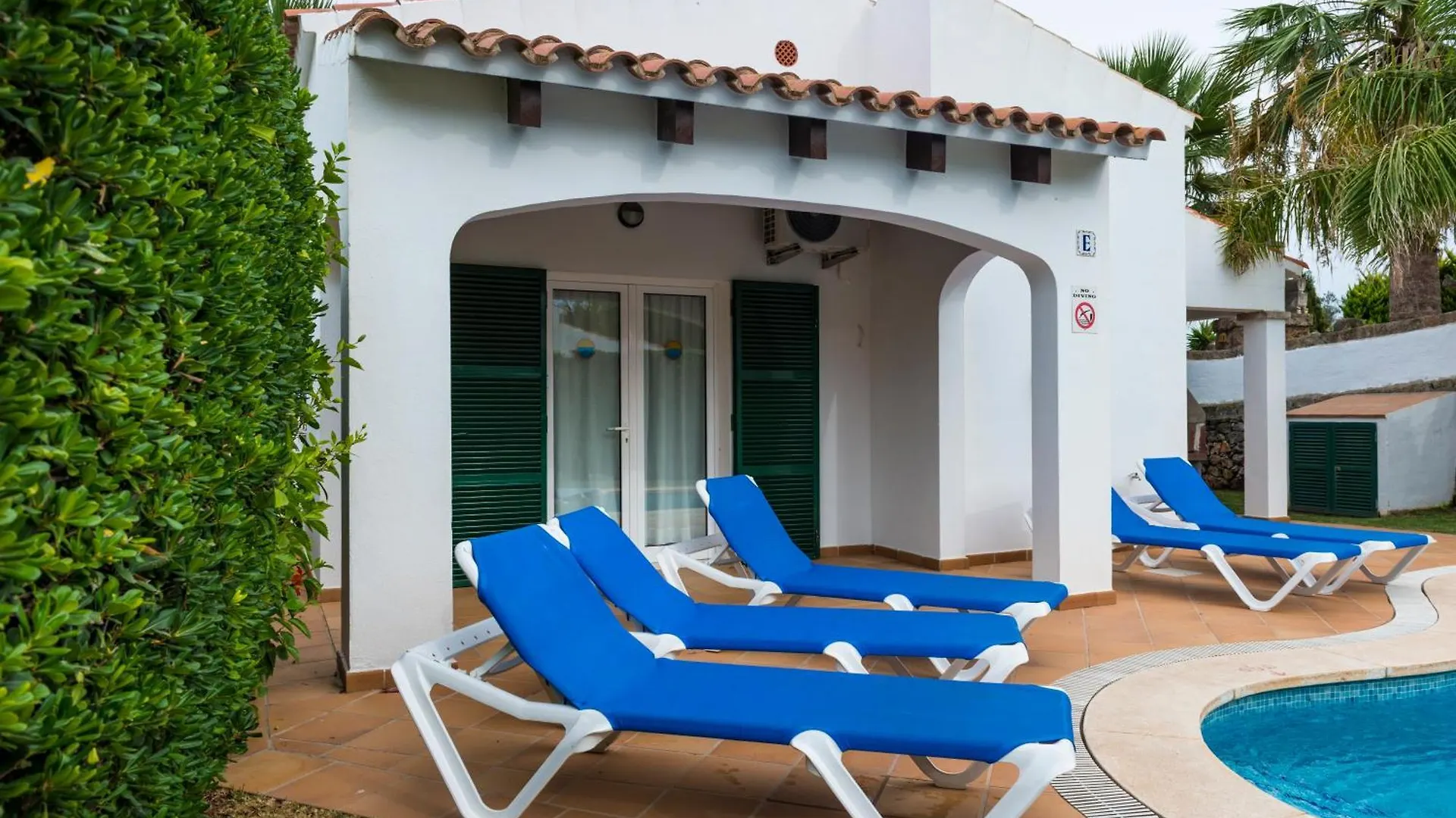 Apartchalet Villas Elvira. Villa E Son Carrio  Dom wakacyjny