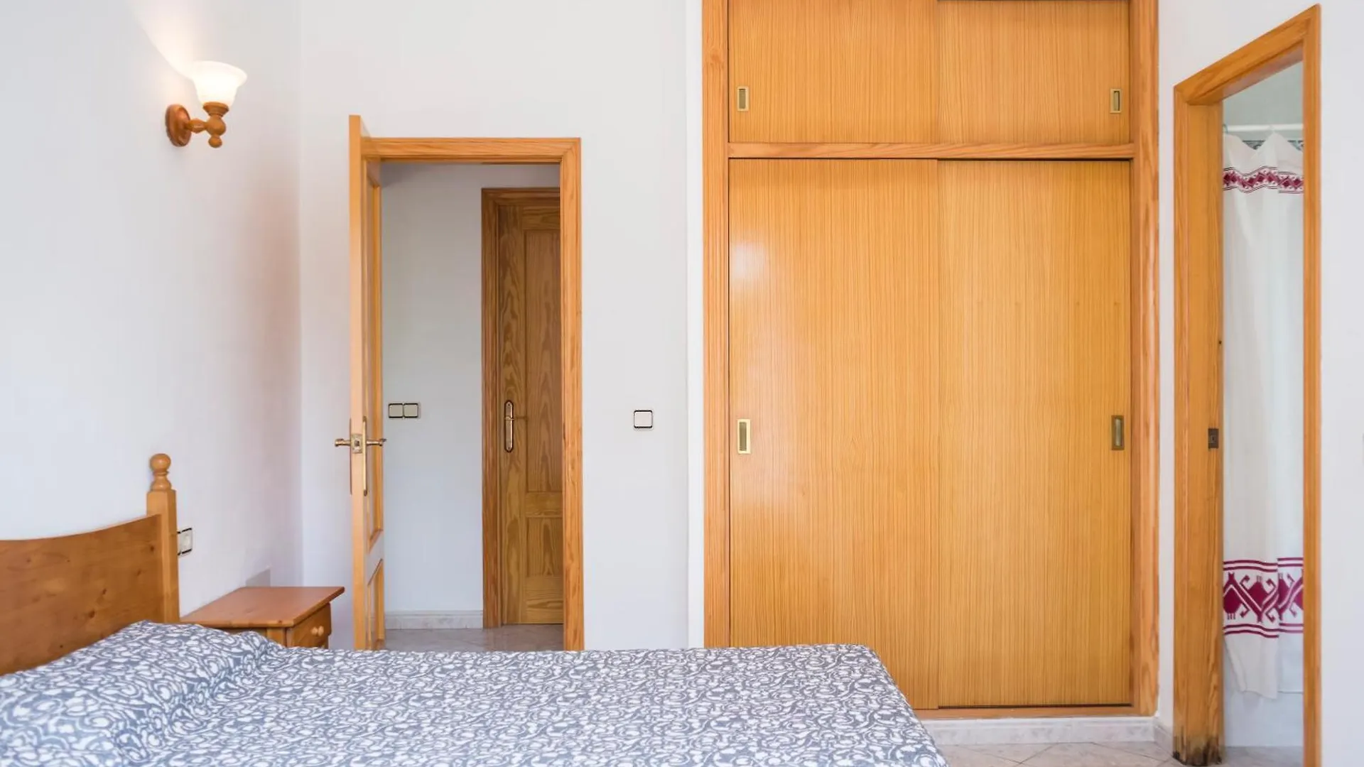 Apartchalet Villas Elvira. Villa E Son Carrio  0*, Son Carrio (Menorca) Hiszpania